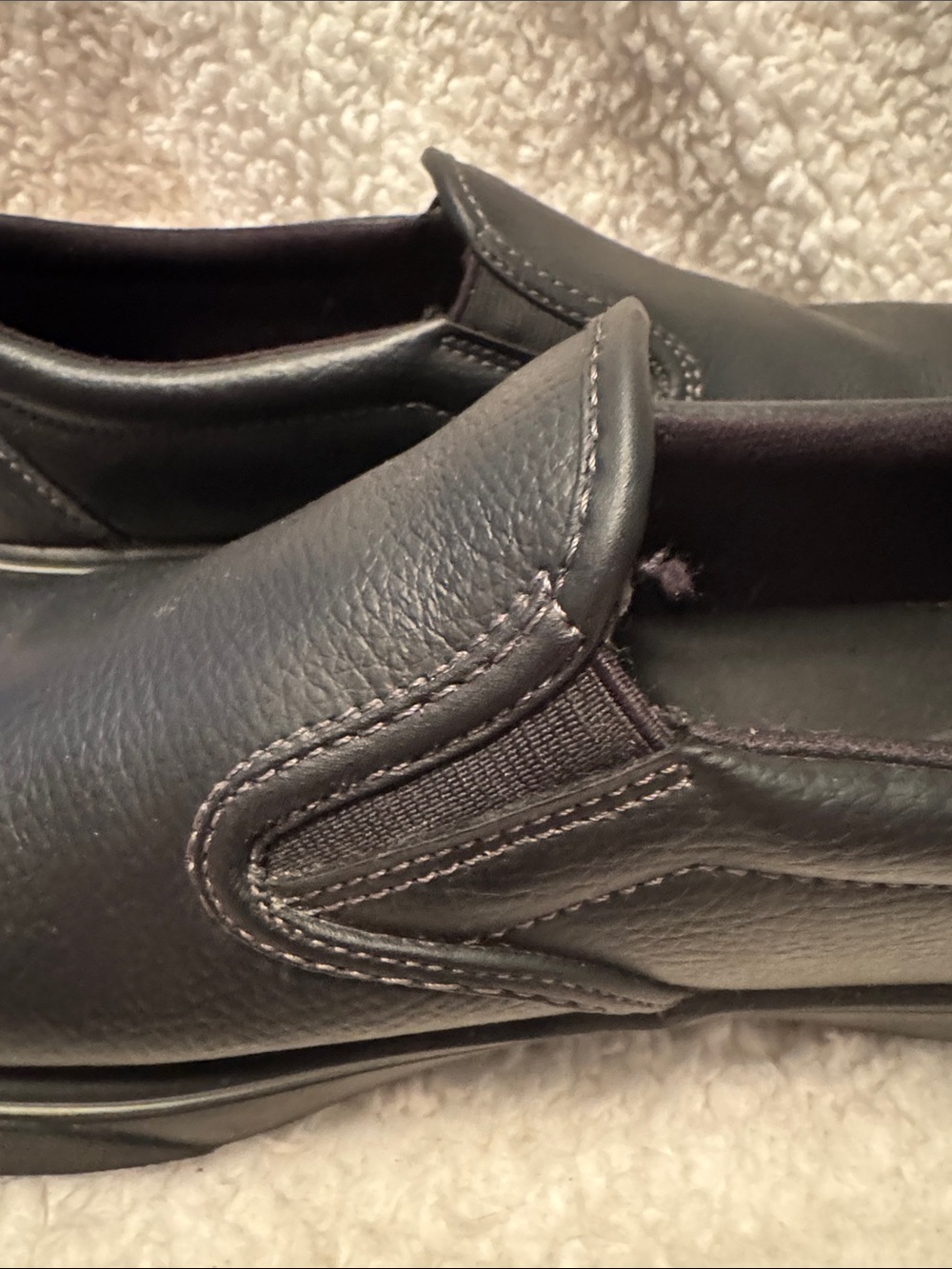 Tredsafe Unisex Ric Slip Resistant Men's Black Slip-On Leather Shoes size 11 - Picture 6 of 10